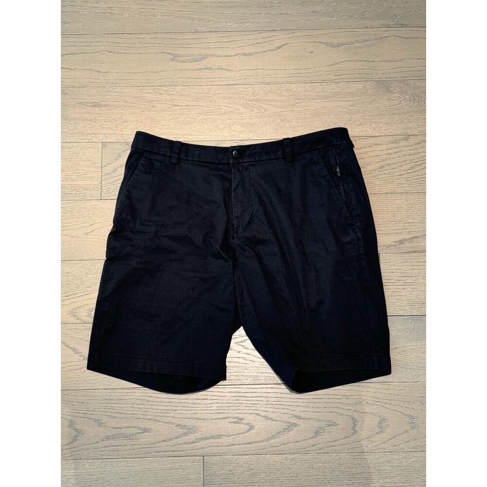 Lululemon Men’s Commission Shorts 8” Size 34